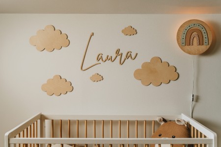 drewniane chmurki z imieniem dziecka