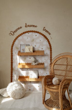 napis dawno dawno temu dekoracja ścienna drewno