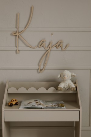 drewniane imię na ścianę