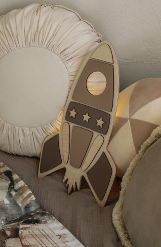Przejdź do produktu Rakieta kosmiczna drewniana lampka nocna do pokoju dziecięcego 
