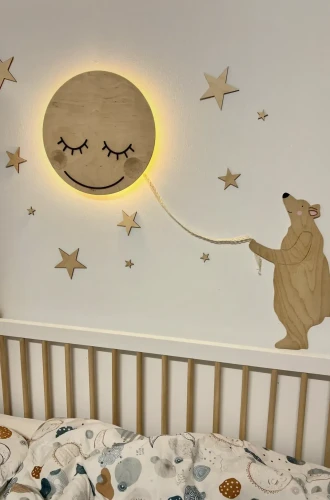 Przejdź do produktu Drewniana lampka nocna do pokoju dziecięcego księżyc w pełni